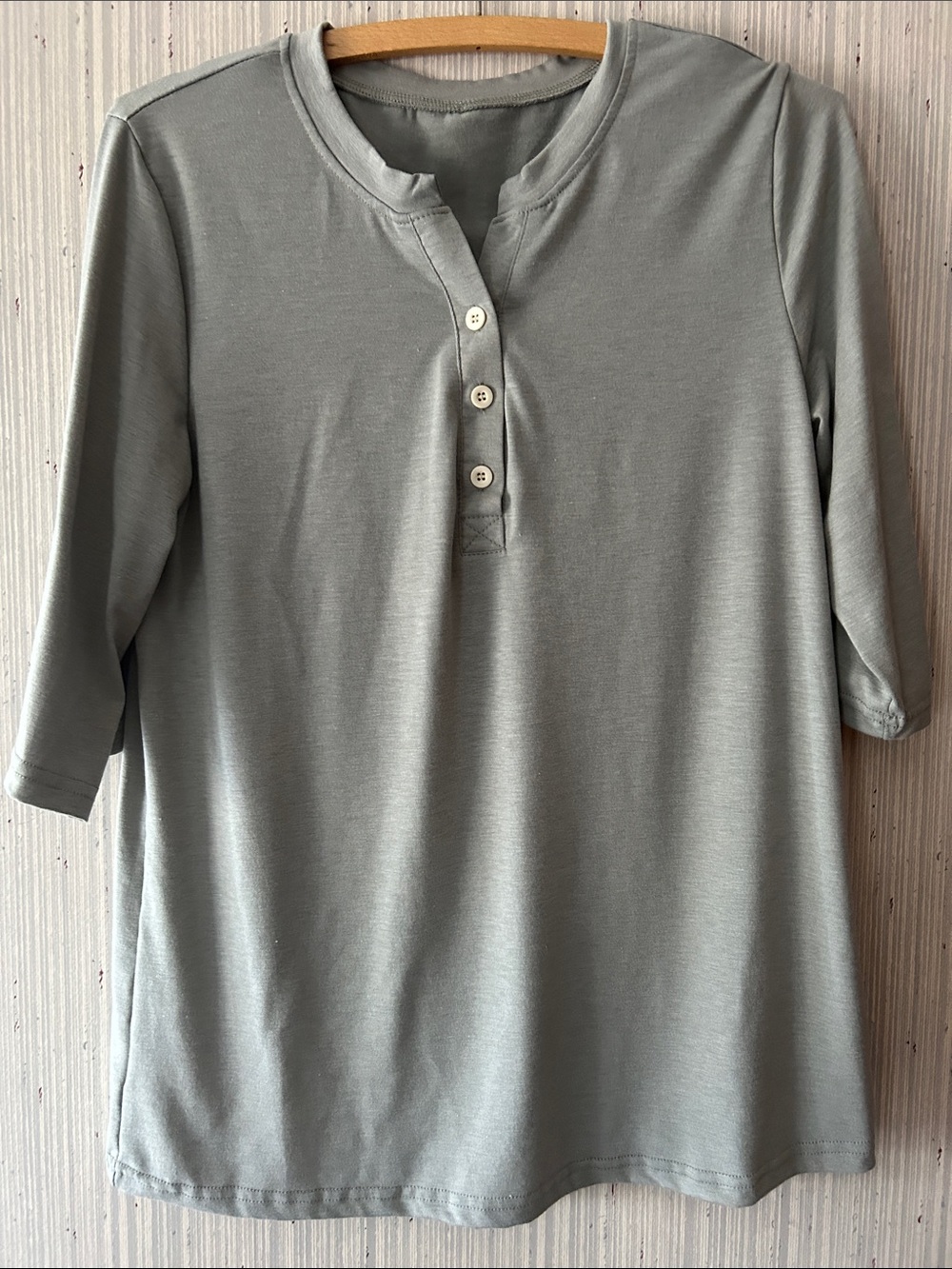 Sunshineoff Henley Top - Picture 1 of 4